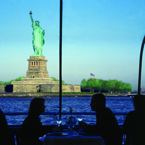 Bateaux - Gourmet Sightseeing Lunch Cruise