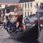 Romantic Gondola Cruise (for 2+)