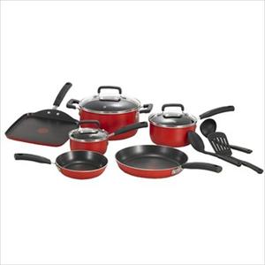 Signature Titanium Non-Stick 12-Piece Cookware Set - Red