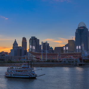 Sunset Dinner Cruise & Wine Tasting