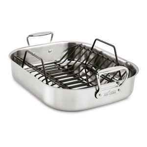 Specialty Large Roaster with Non-Stick Rack